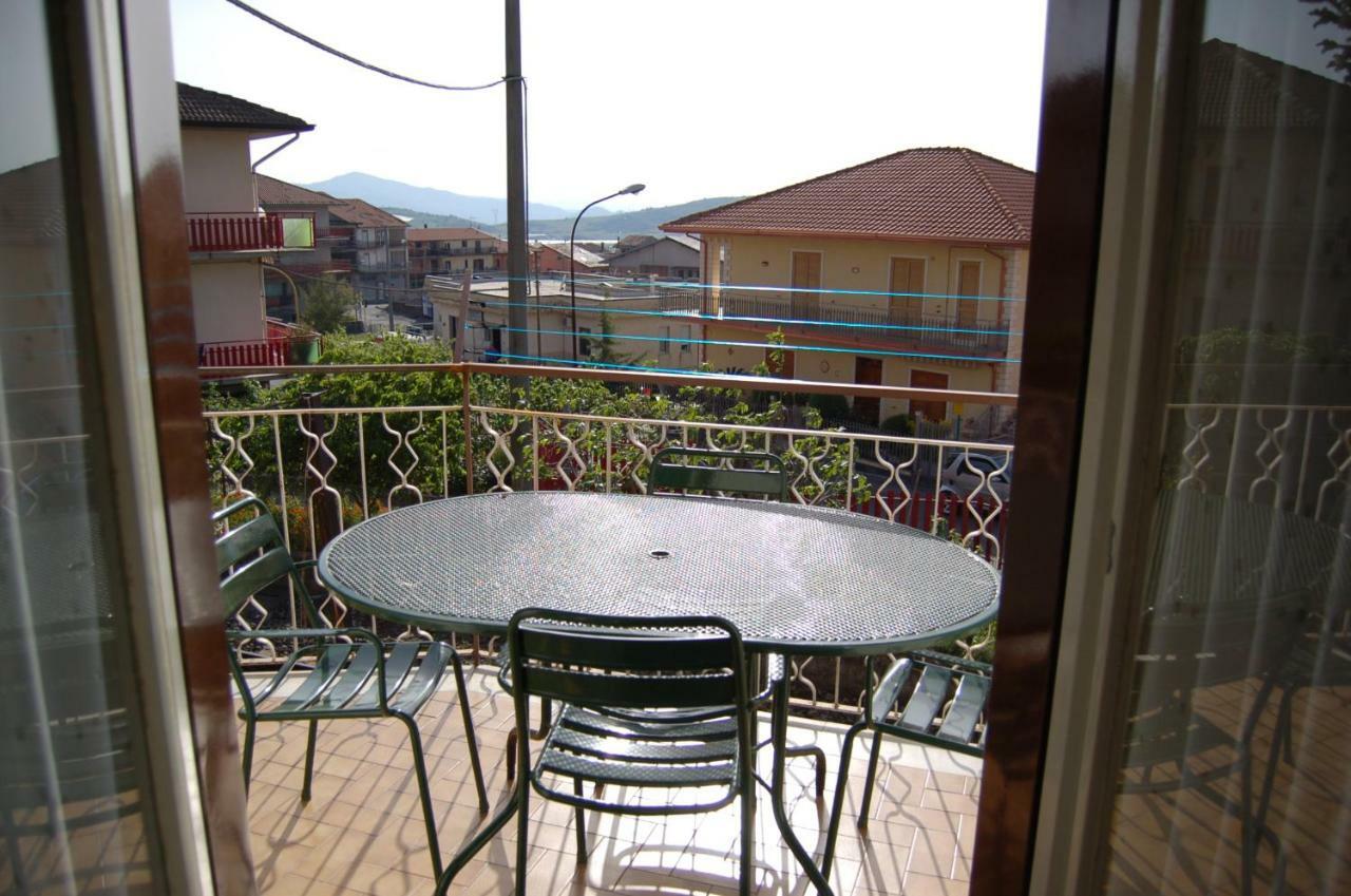 Appartamento Turistico Rosina Etna Maletto Exterior foto